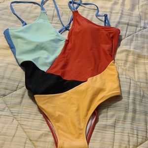 Cupshe L swimsuit 1 piece NWT